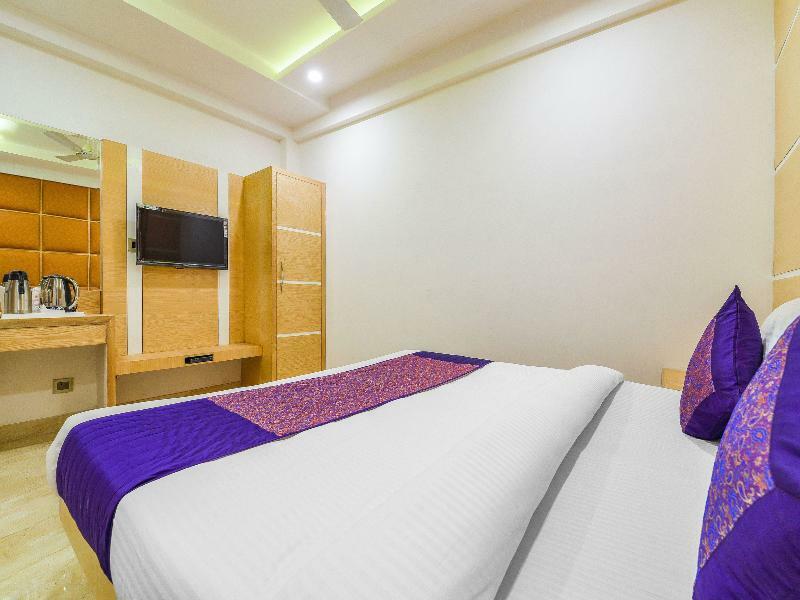 Oyo 15836 Pleasure River Front Resort Tuem Εξωτερικό φωτογραφία