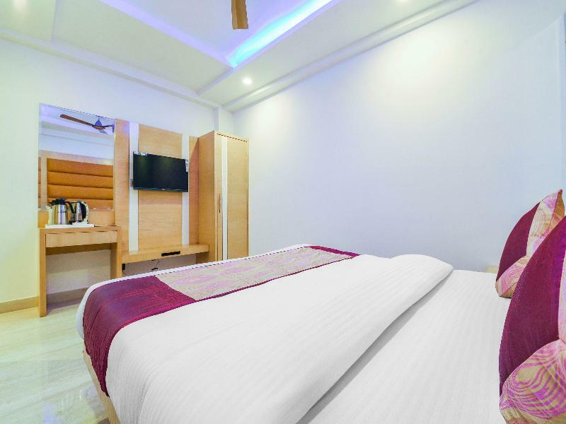 Oyo 15836 Pleasure River Front Resort Tuem Εξωτερικό φωτογραφία